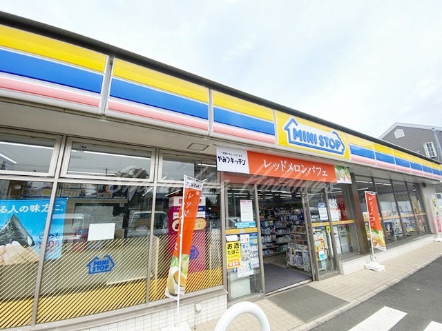 コンビニ　ミニストップ 藤沢石川1丁目店（コンビニ）まで178m