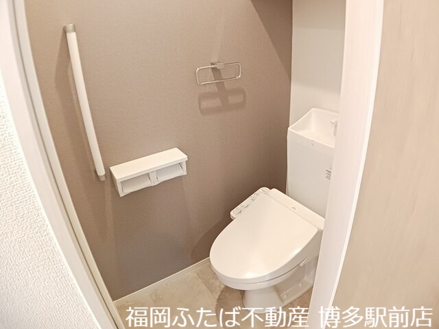 シエロアスール姪浜のトイレ写真