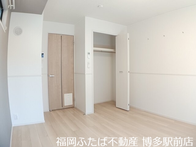 シエロアスール姪浜の居間写真
