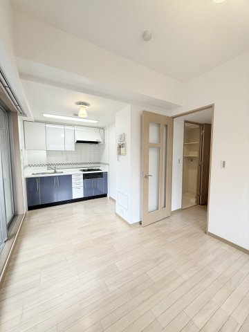 アクシルコート西荻窪の居間写真