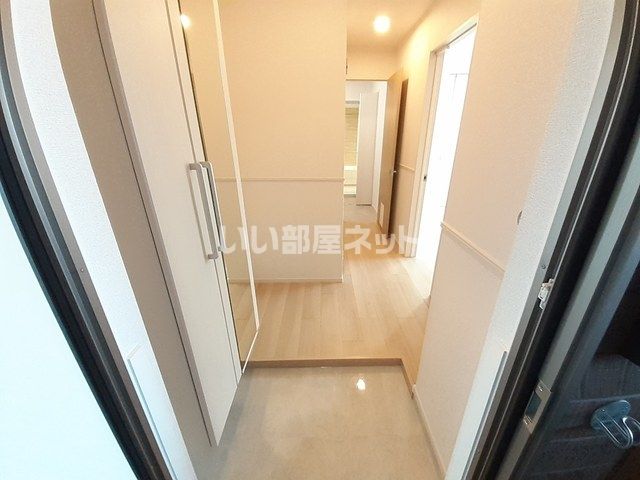 阪神本線 杭瀬駅 徒歩12分 3階建 築3年の玄関写真