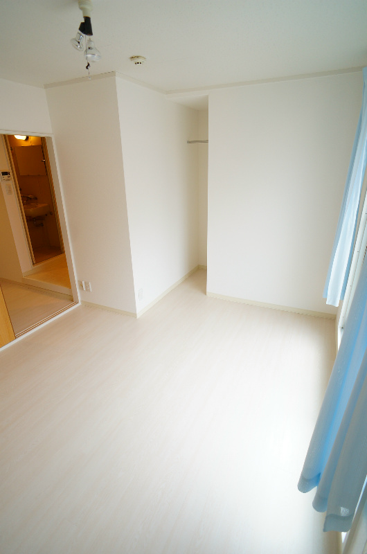 居室・リビング　※同建物・別号室の参考写真です★（実際のお部屋とは異なります