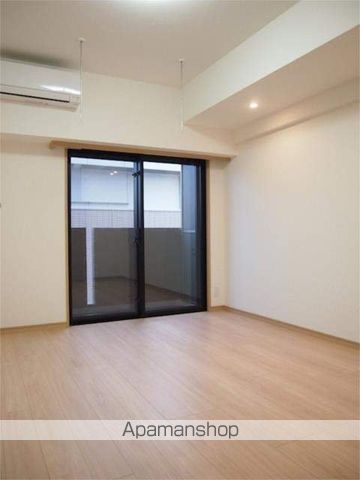 ルーブル板橋区役所前の居間写真