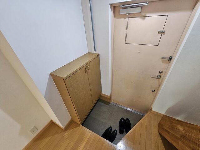 玄関　※別部屋・参考写真