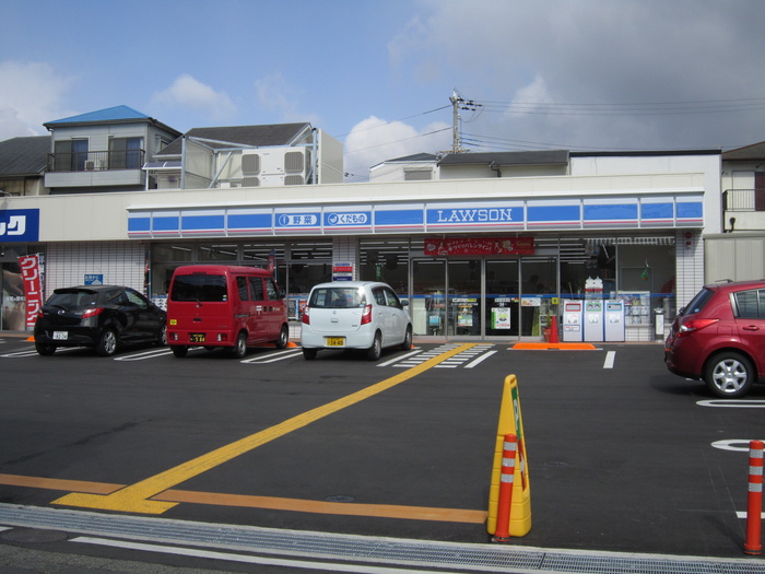 コンビニ　ローソン 垂水仲田三丁目店（コンビニ）まで650m