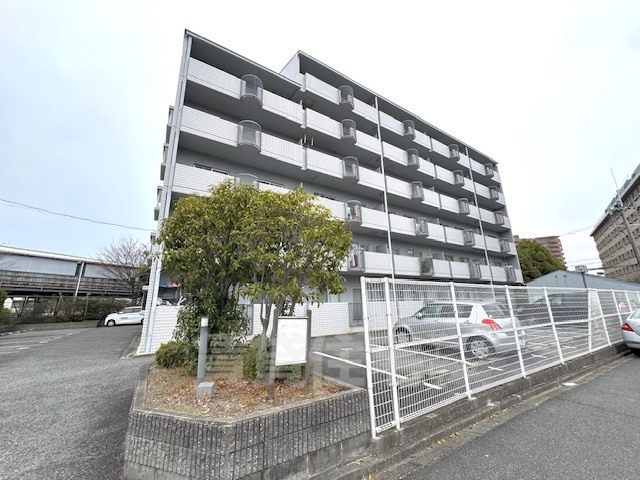 ＪＲ東海道本線 千里丘駅 徒歩15分 築37年