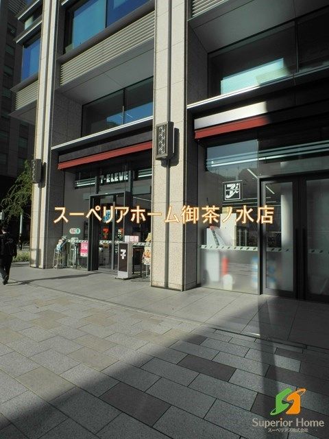 コンビニ　セブン-イレブン 日本橋室町３丁目店（コンビニ）まで388m