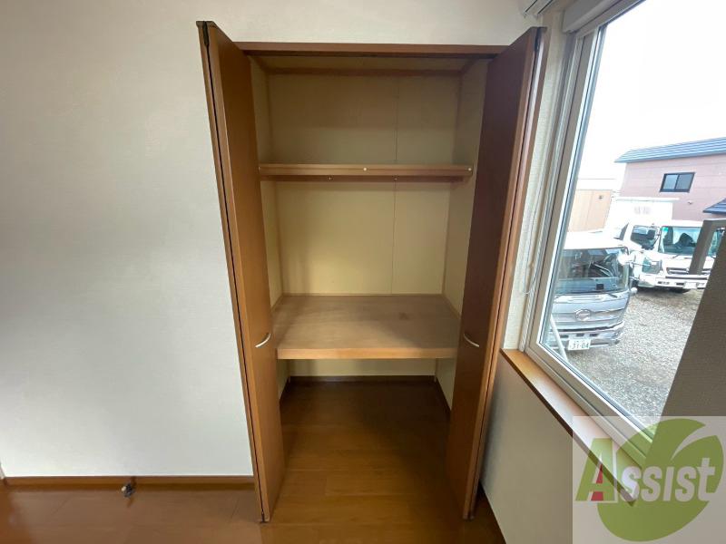 収納　こちらは収納です。物をしまう事ができますね！