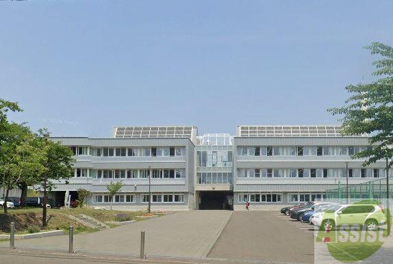 中学校　札幌市立手稲中学校（中学校）まで568m