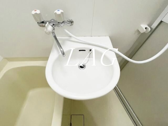 洗面設備　洗面台です。