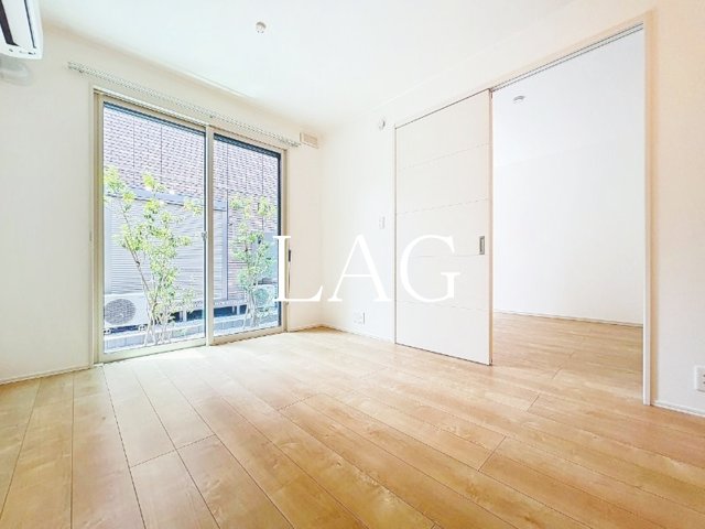 居室・リビング　洋室のお部屋です。
