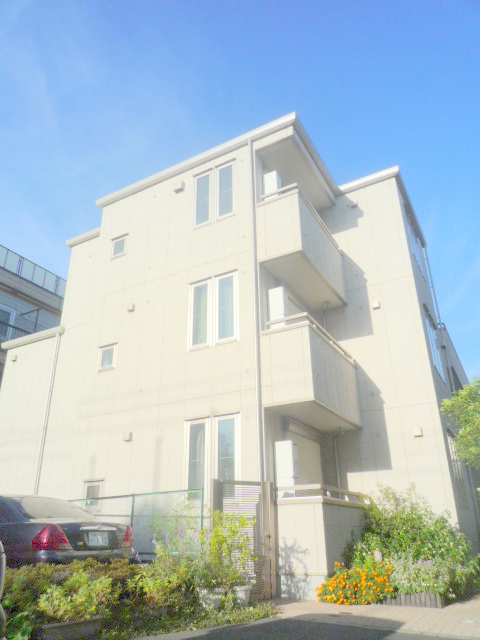 建物外観　耐震耐火性に優れた旭化成へーベルメゾン