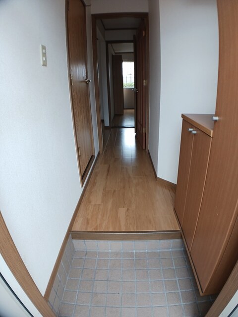 玄関　倉敷中畝郵便局まで650m