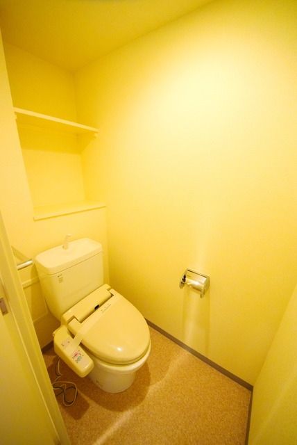 トイレ　★★快適なウォシュレット付き★★