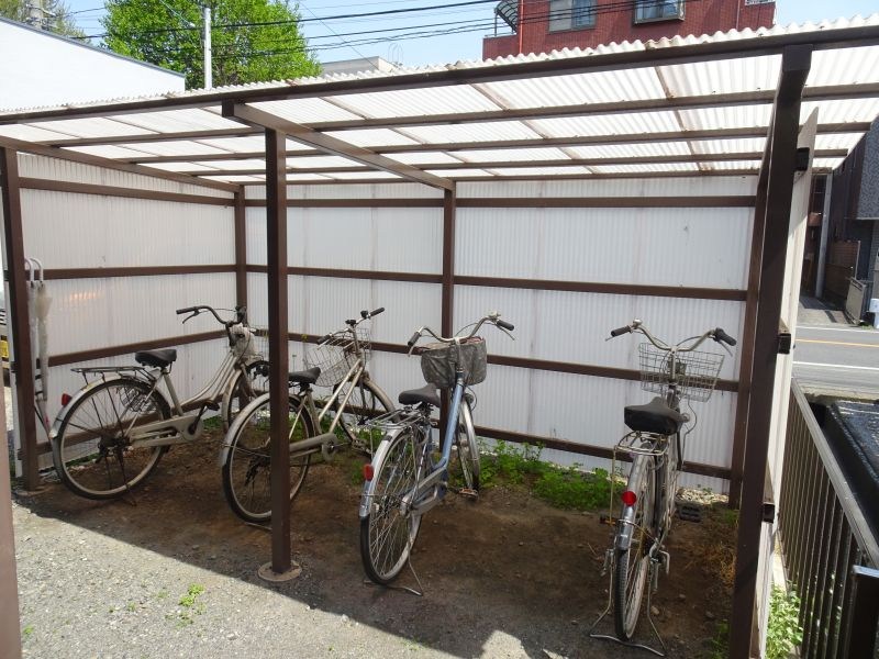 その他共有部分　屋根付き駐輪場