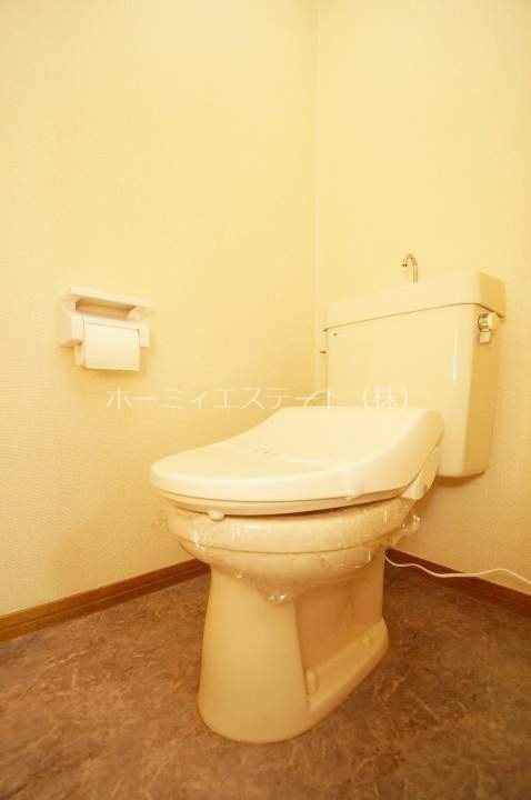 トイレ　温水洗浄便座★