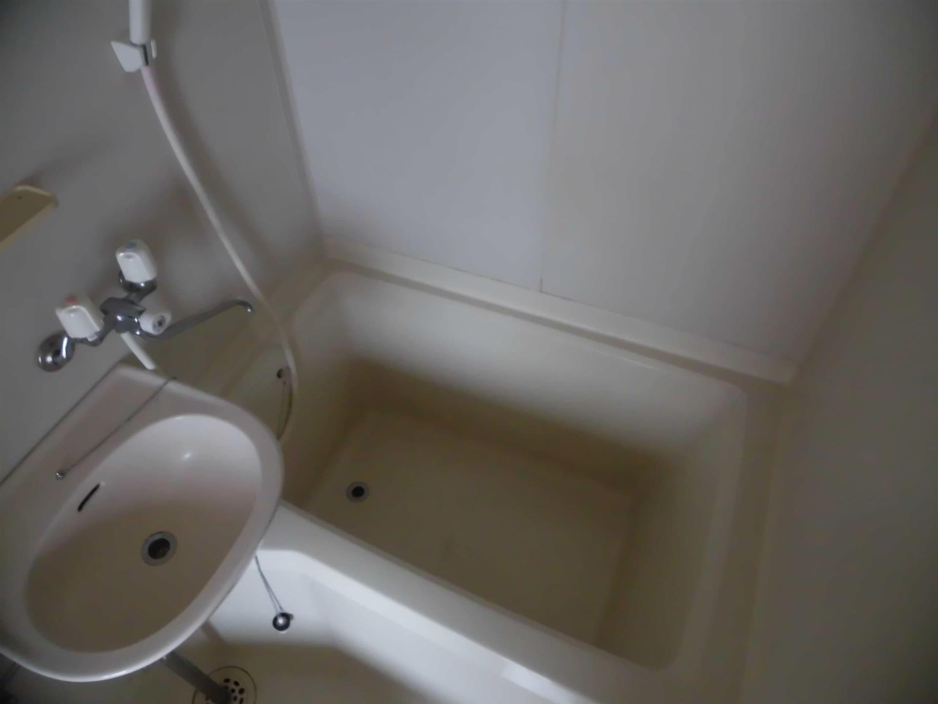 バス・シャワールーム　浴室