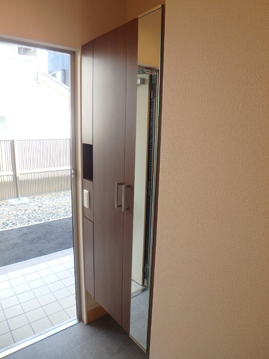 玄関　シューズボックス