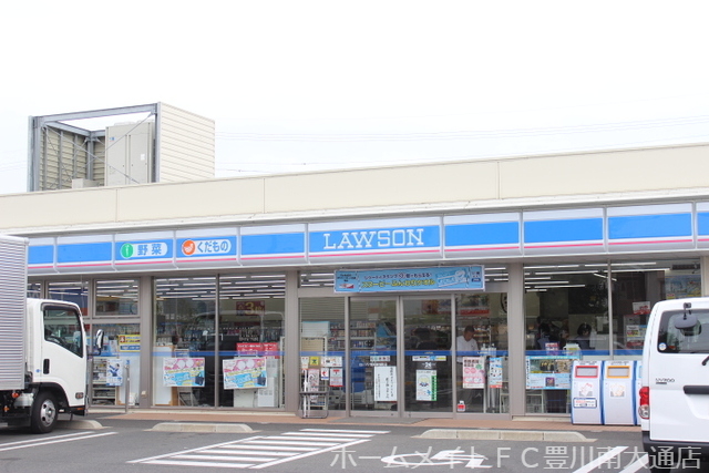 コンビニ　ローソン豊川新桜町店（コンビニ）まで289m