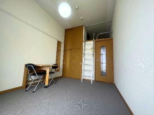 居室・リビング　ご自身の家具家電が使えるお部屋♪