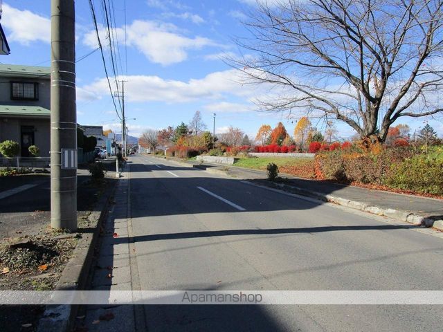 その他　周辺道路（その他）まで0m