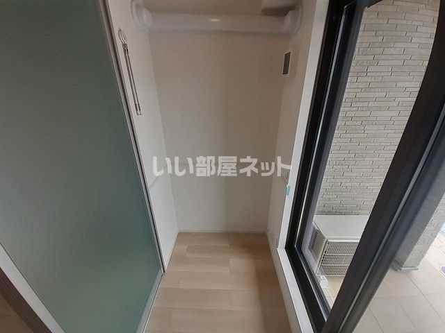 【名古屋市北区西味鋺のアパートのバルコニー】