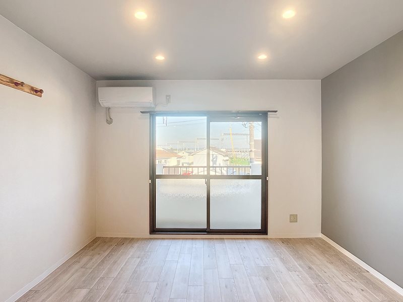 居室・リビング　照明付き！