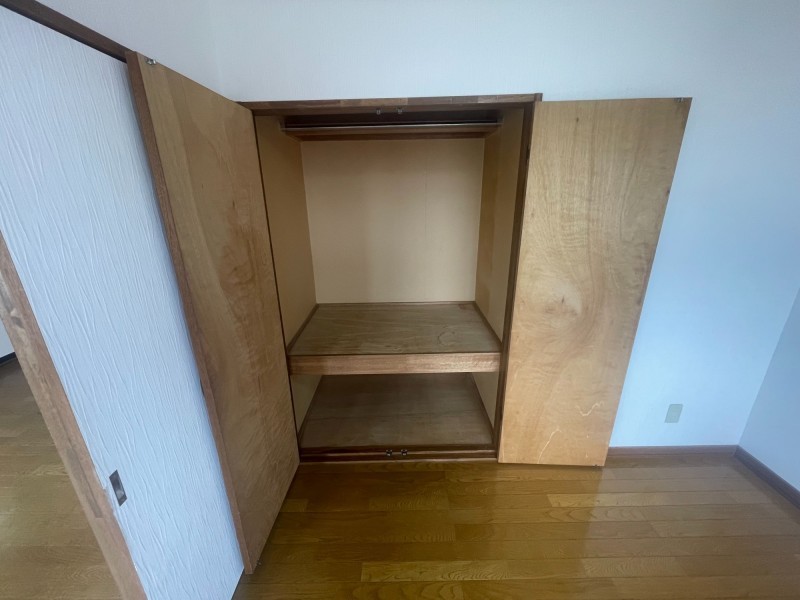 シャルマン緑町の内装写真