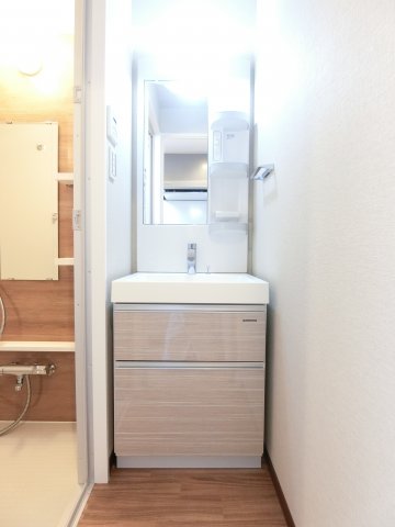 洗面設備　詳細は、RISUMO江坂本店→06-6155-7137まで♪