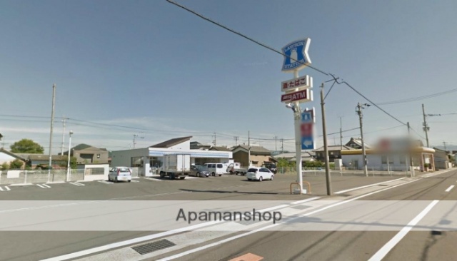 コンビニ　ローソン　高松香川町大野（コンビニ）まで565m