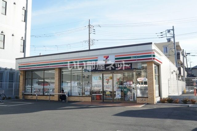 コンビニ　セブンイレブン さいたま天沼中央通り店（コンビニ）まで588m