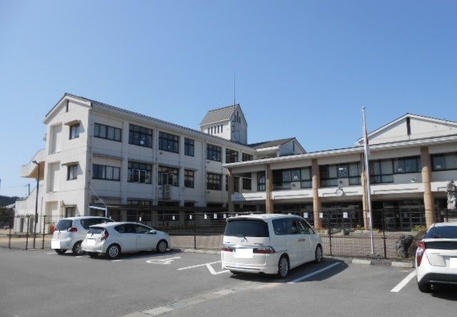 【Ｙフォレスト八日市の小学校】