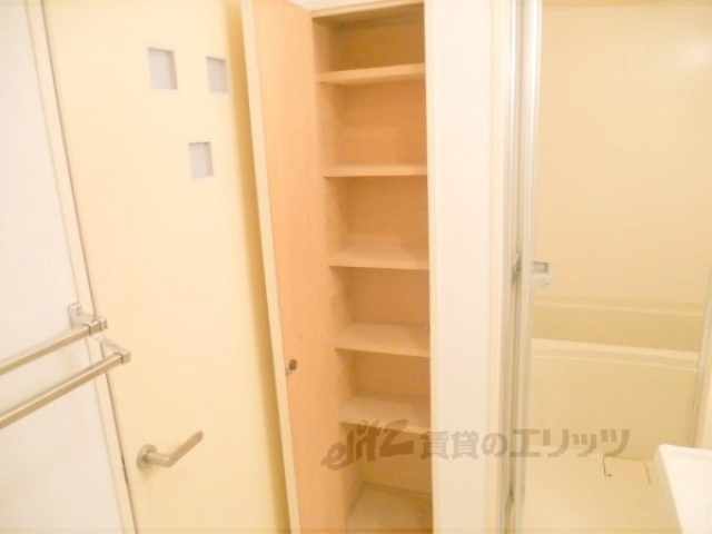 収納　ダイニング