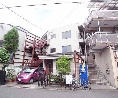 ふくながマンションの建物外観