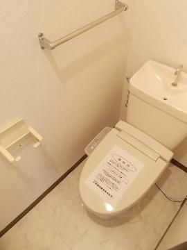 トイレ　シャワー付トイレ（イメージ）
