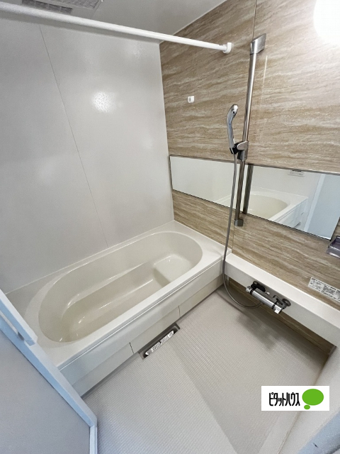 バス・シャワールーム　同一タイプ