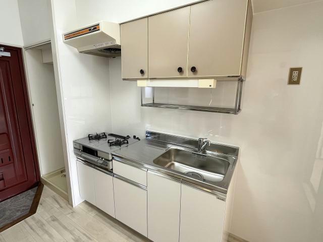 キッチン　ガスコンロ残置物