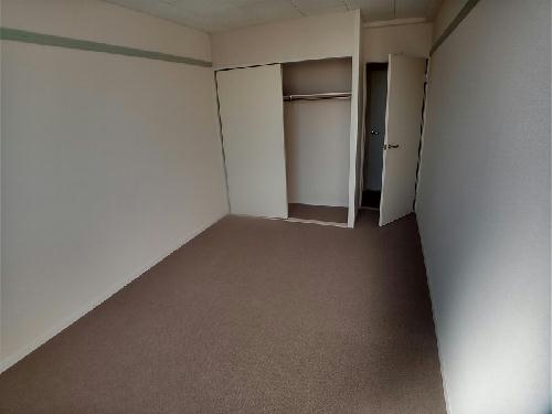 居室・リビング　２階居室　南側