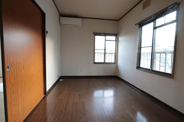 居室・リビング　※写真は同物件別号室