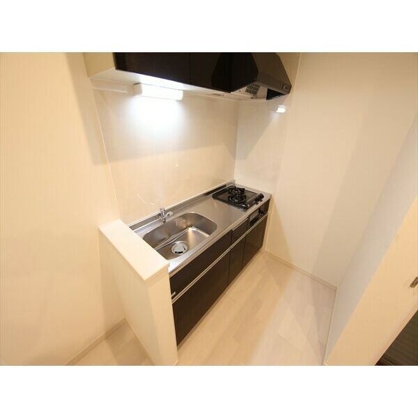 キッチン　二口コンロの広々キッチンです♪