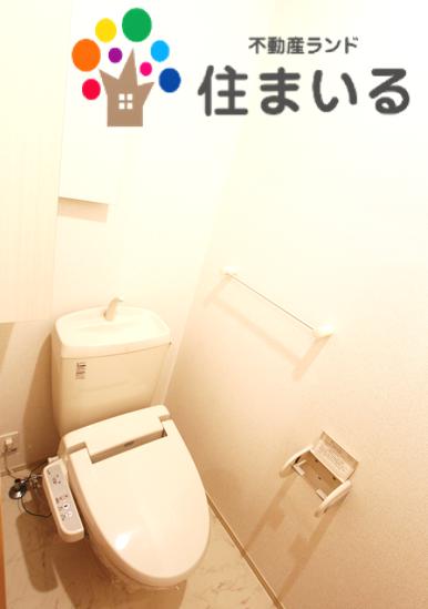 トイレ　※同型タイプとなります