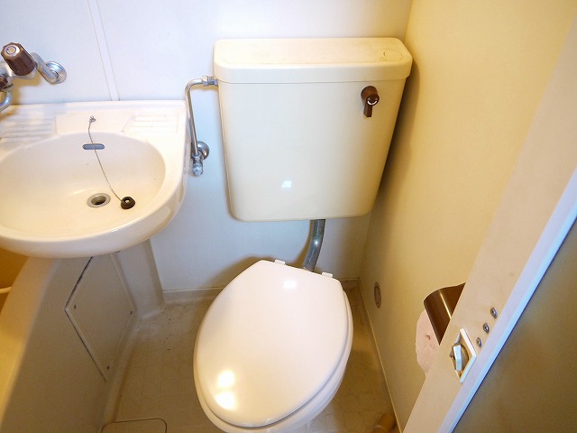 トイレ　トイレもきれいです