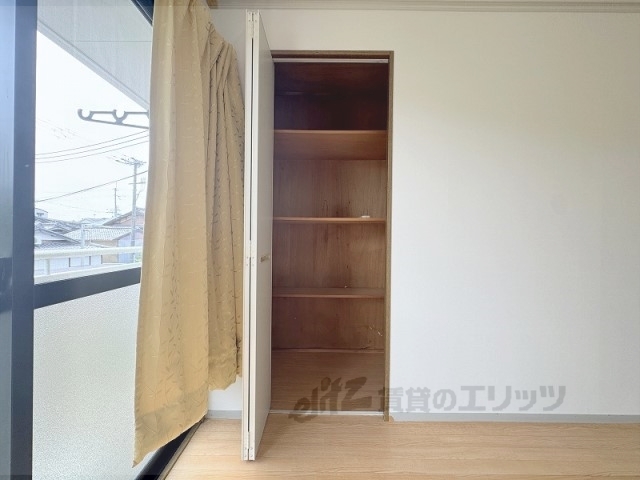 収納　リビング