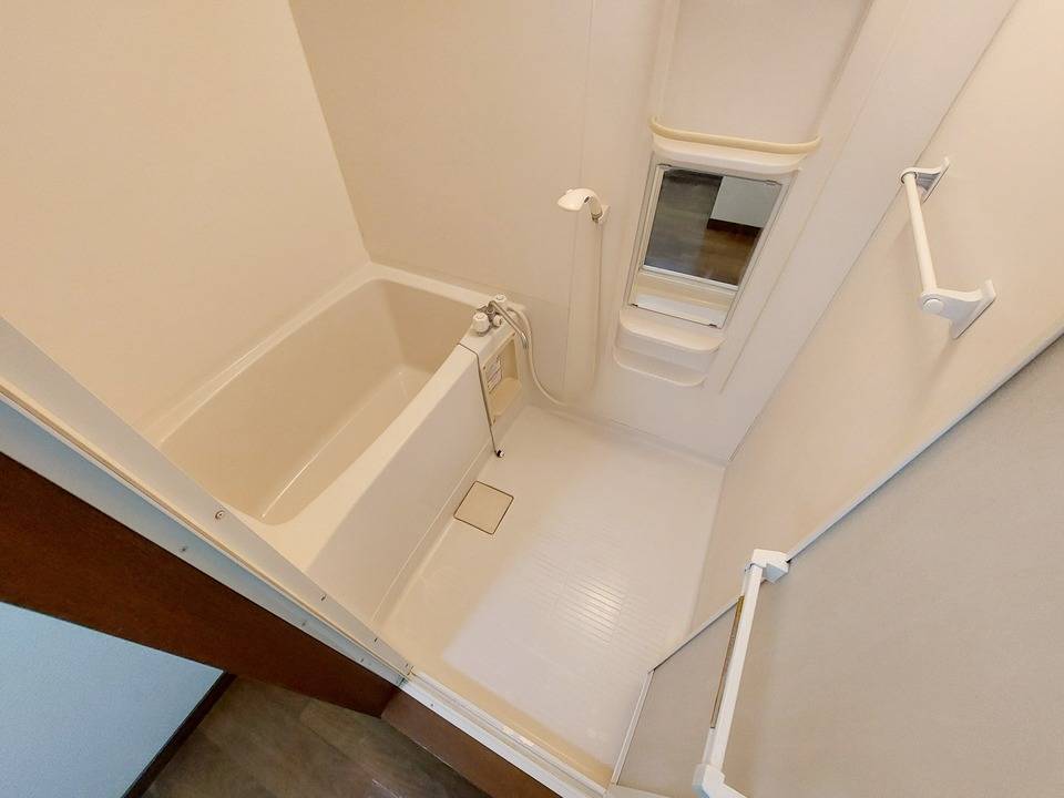 バス・シャワールーム　浴室