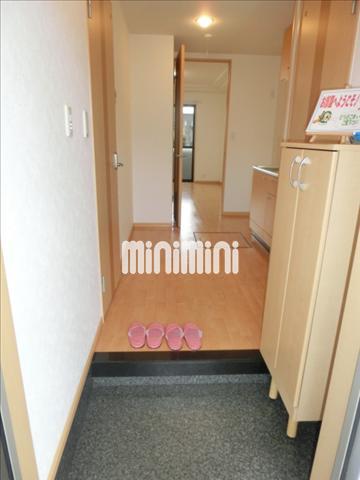 玄関　下駄箱付です