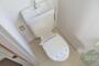 トイレ　トイレは温水ではないですが暖房便座になっているのであったかい