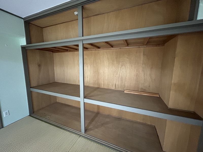 収納　和室にはたっぷり収納　お布団もお洋服も☆