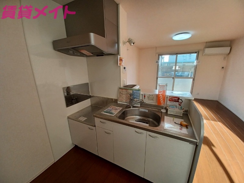 キッチン　同型参考写真