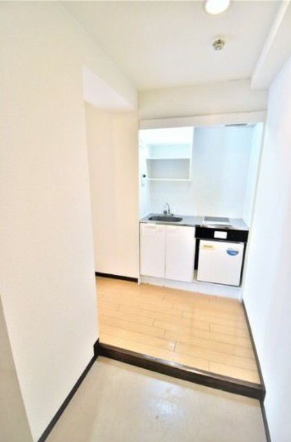 玄関　※別号室の参考写真です※