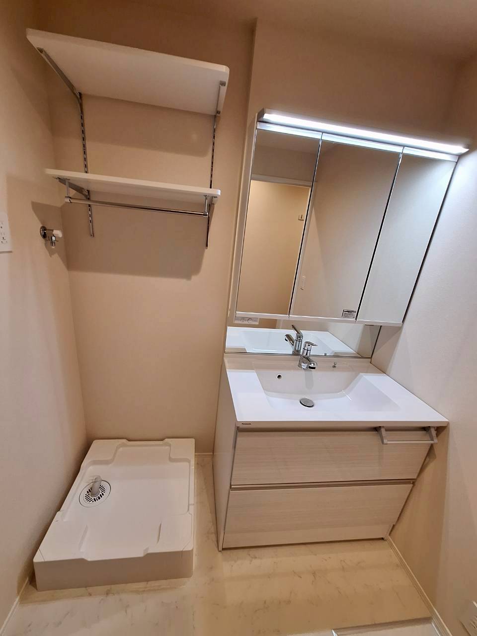 洗面設備　★独立洗面台★